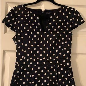 Very flattering polka dot dress